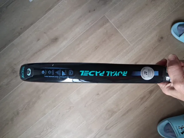 Pala Padel Royal M27 Carbon Edición Limitada