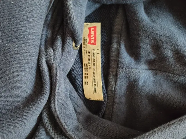 Sudadera Levi's con capucha y estampado