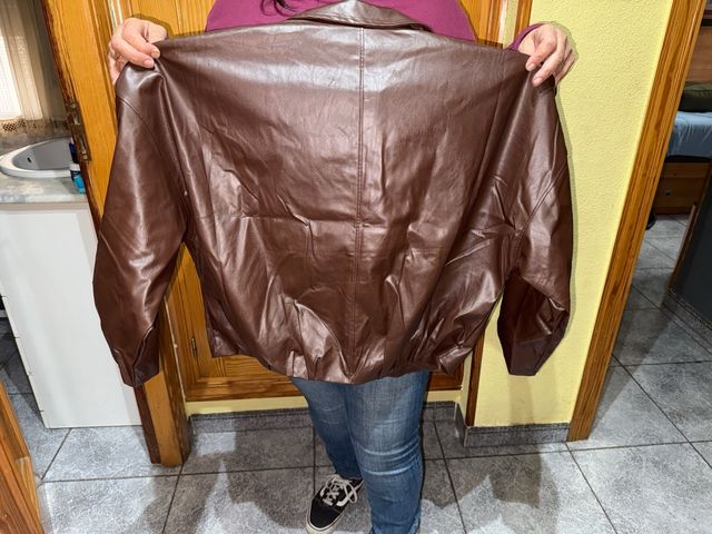Chaqueta bomber de piel sintética marrón, talla XL