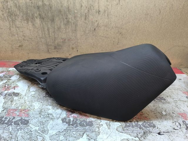 ASIENTO DELANTERO NUEVO APRILIA SR 50