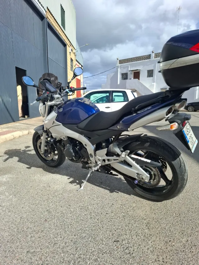 Suzuki GSR 600 24 mil km
