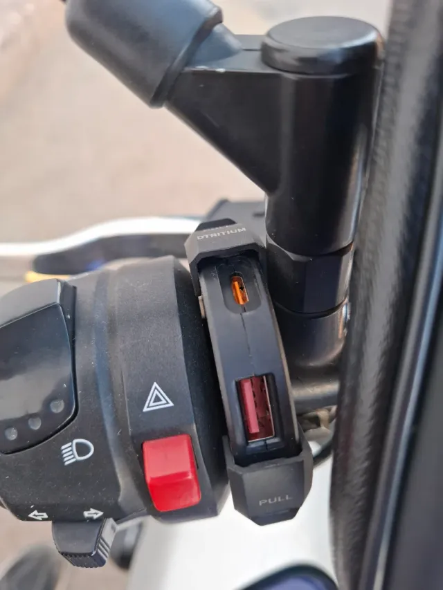 Suzuki GSR 600 24 mil km