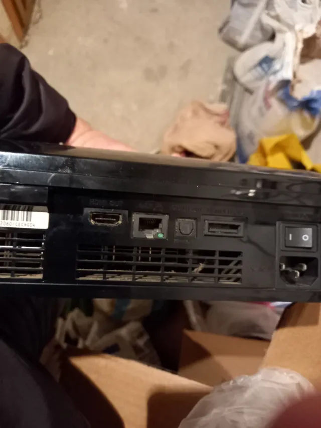 Consola PlayStation 3 Negra + Mando y Juegos