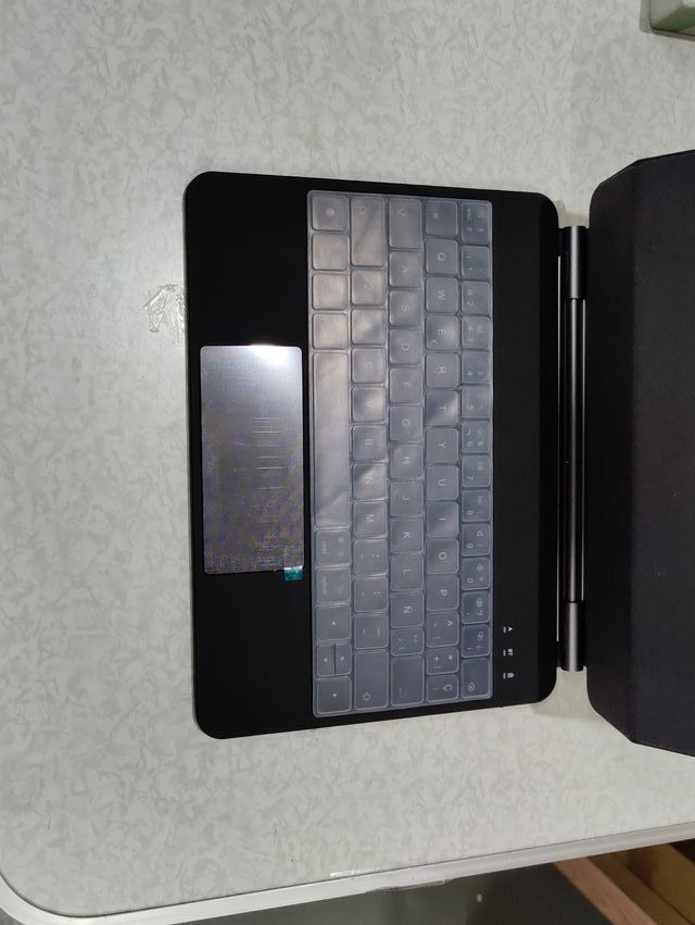 Funda Teclado Magnético Inalámbrico