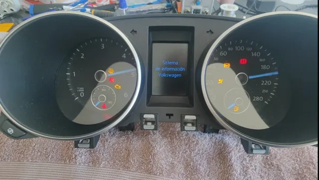 Cuadro instrumentos Golf MK6 Modificado.