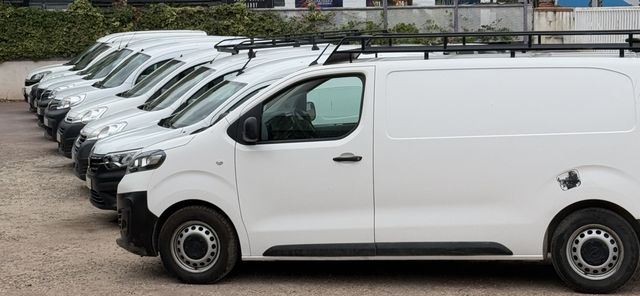 Venta de furgonetas de trabajo