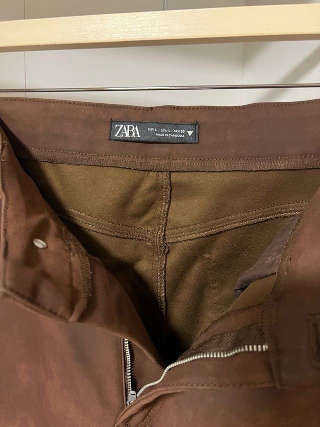 Pantalones Zara efecto ante marrones