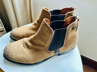 Botines chelsea ante marrón claro de piel