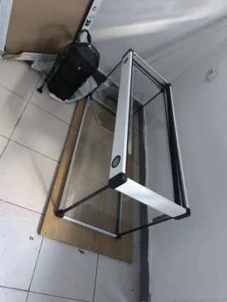 Acuario AquaLUX PRO 168L Blanco