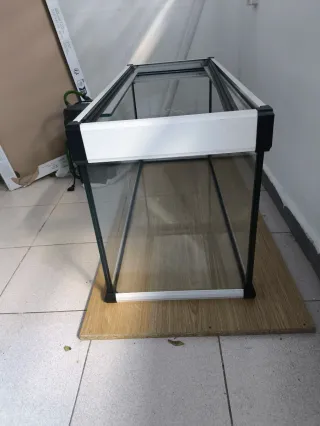 Acuario AquaLUX PRO 168L Blanco