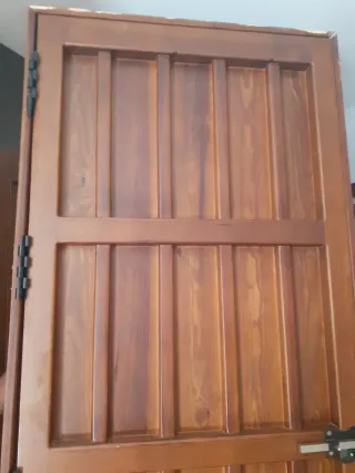 Puerta y marco madera exterior