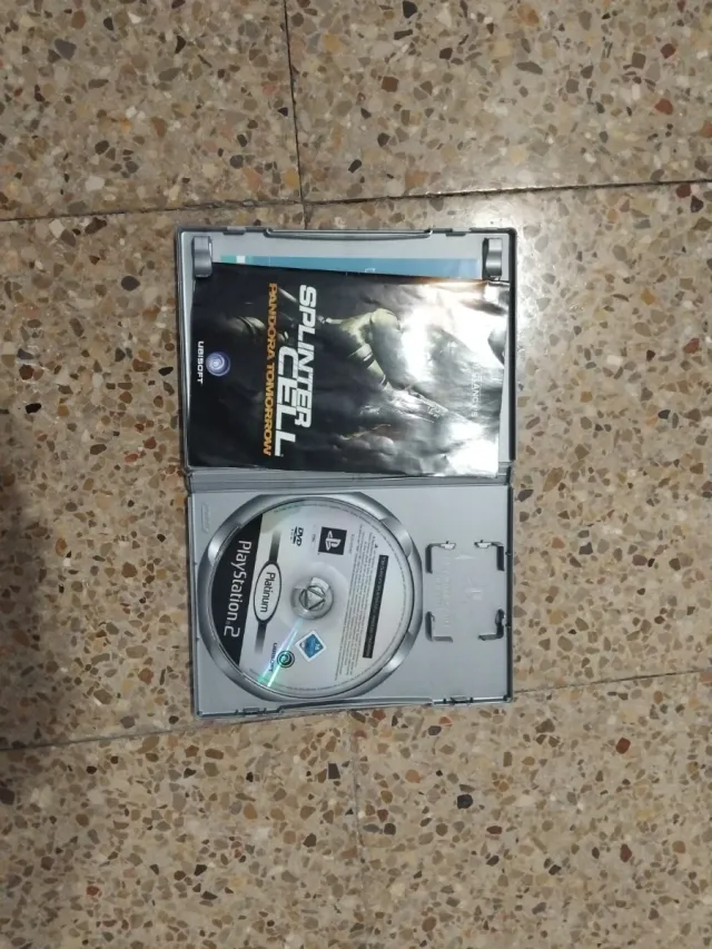 PS2 Splinter Cell Pandora Tomorrow Platinum