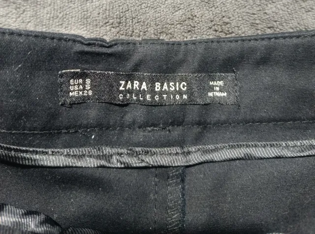 Pantalón corto negro Zara Talla M