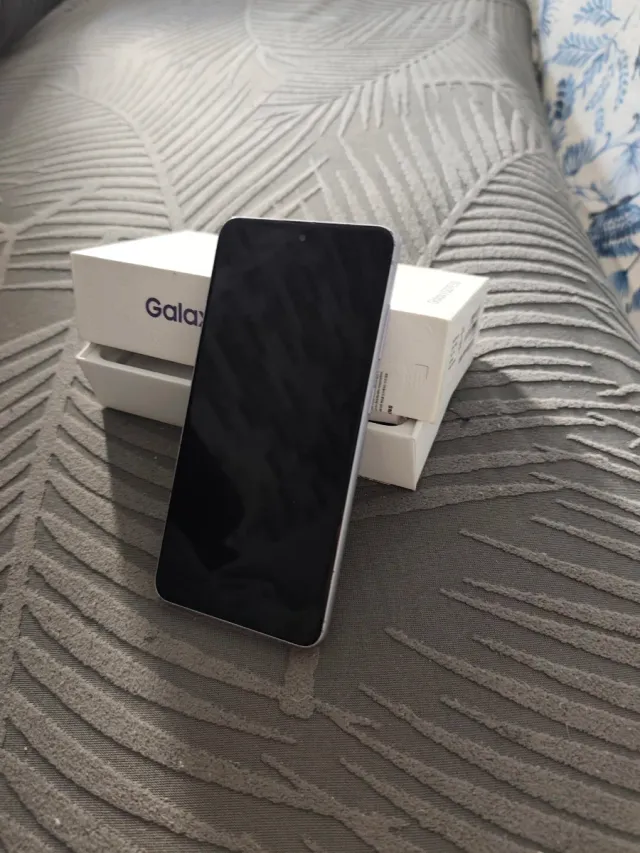 Samsung Galaxy S21 FE 5G 256GB Morado