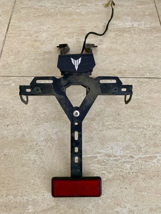 Portamatrículas Yamaha MT-09