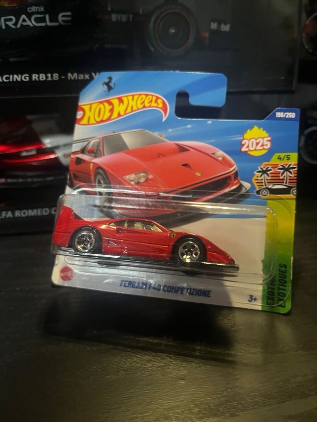 Hotwheels Ferrari F40 2025