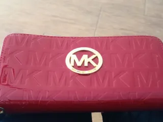 Cartera Charol Michael Kors Roja