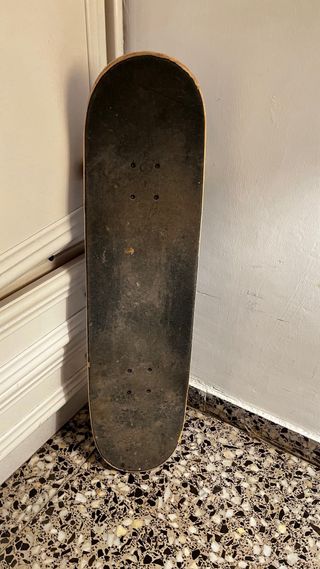 Tabla de skate Globe 8 1/4 Llave T de regalo