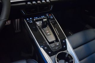 Porsche 911 992.2 Carrera 2025