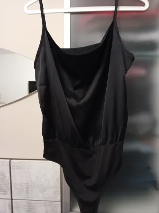 Body tirantes negro