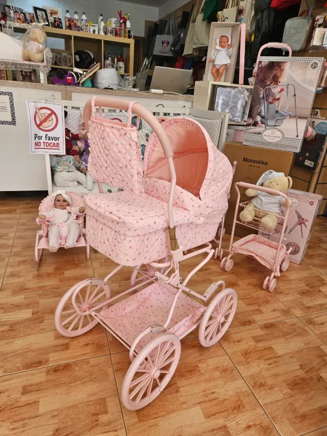 Carro Muñecas Flowers Monnēka Rosa