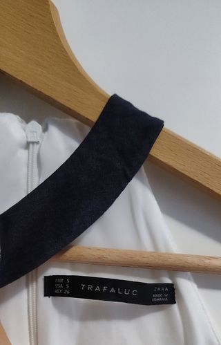 Vestido blanco halter con textura