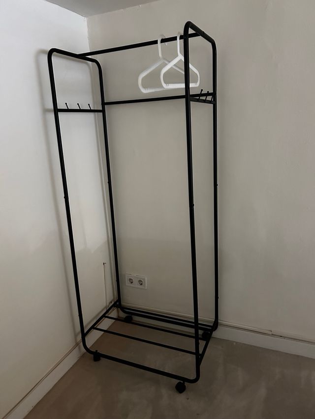 Perchero Metálico Negro