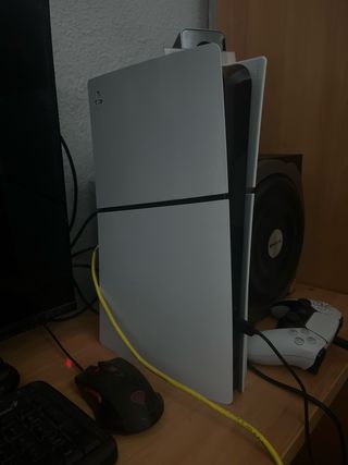PS5 Sony Blanca + Mando + FC25