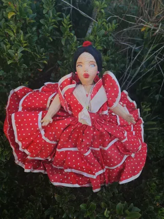 Bambola reversibile in stoffa Pagés Madrid