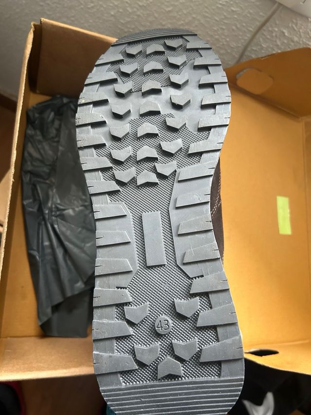 Zapatillas Unit Marrones Talla 43