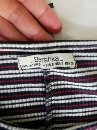 Vestido de tubo a rallas + falda de tubo