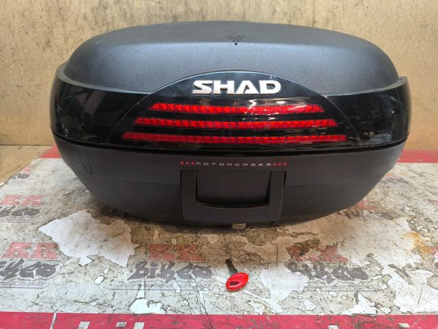 BAUL USADO SHAD SH46 46 LITROS