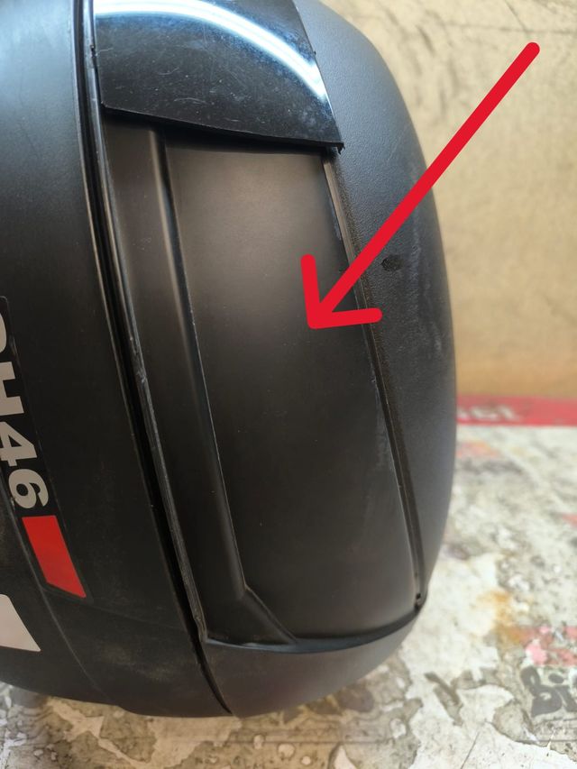 BAUL USADO SHAD SH46 46 LITROS