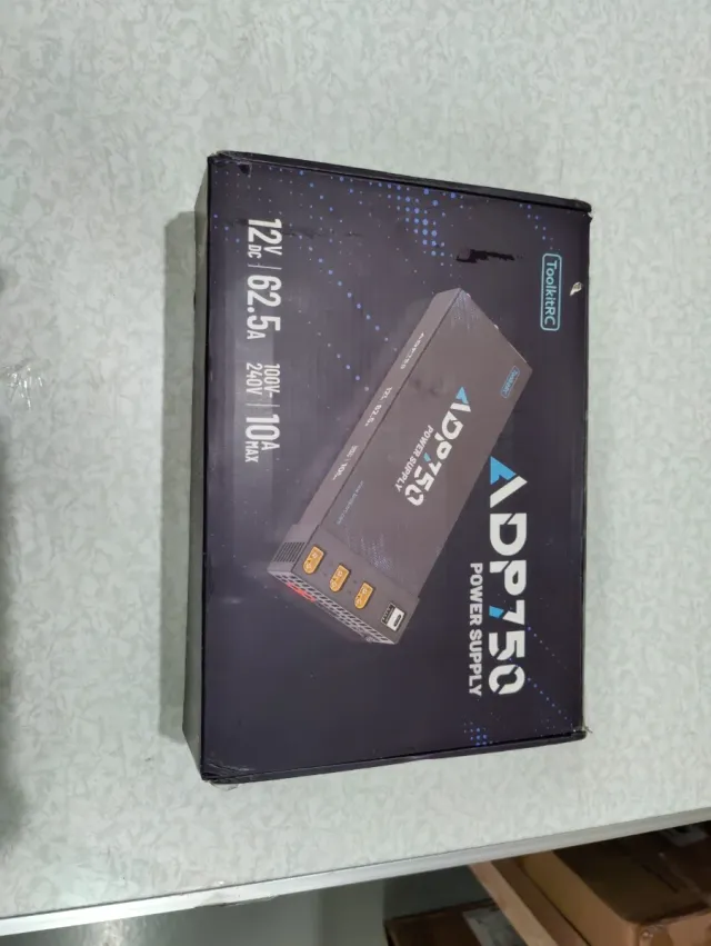 Adaptador Fuente Alimentación ToolkitRC ADP750 750