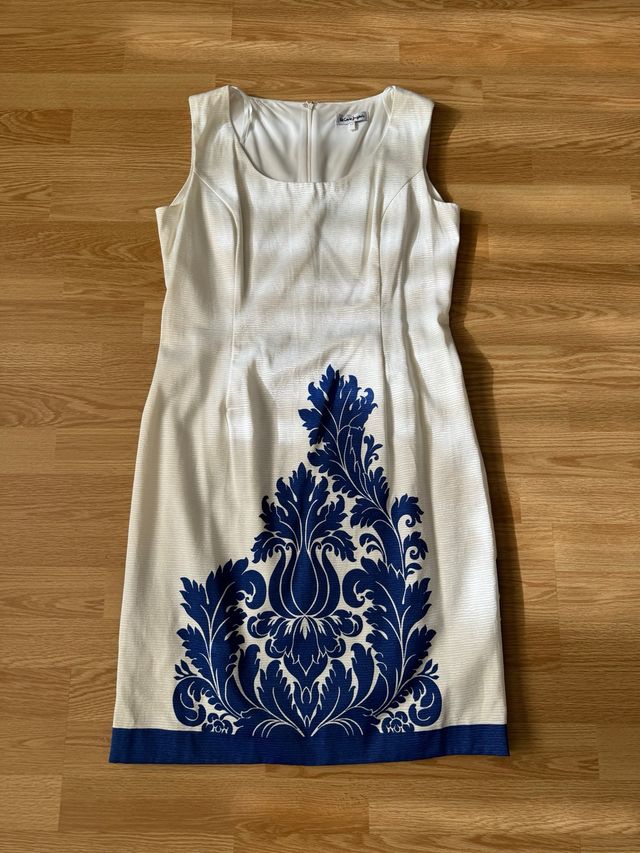 Vestido blanco y azul