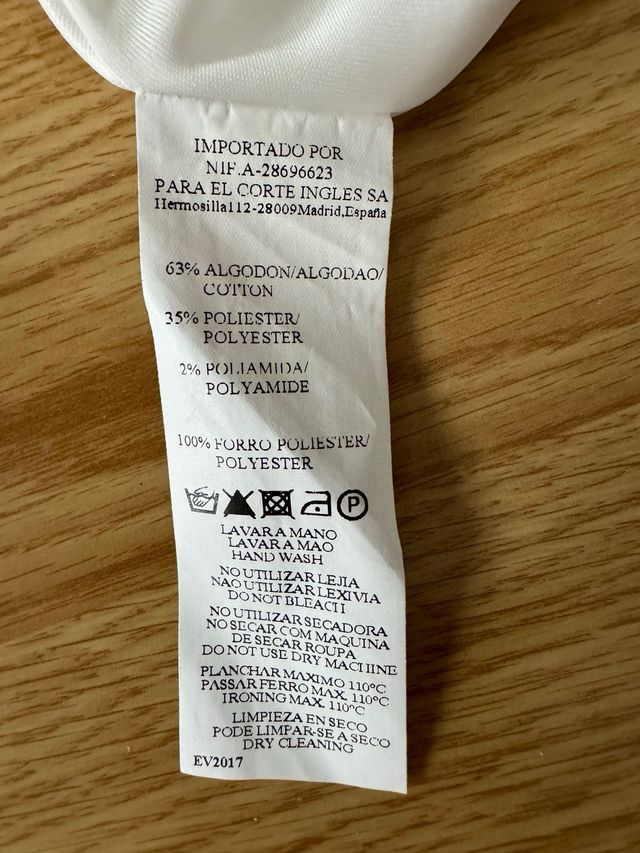 Vestido blanco y azul