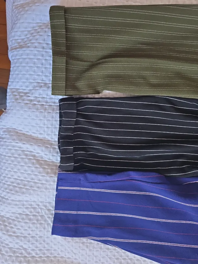 Lote 3 Pantalones de Raya Stradivarius