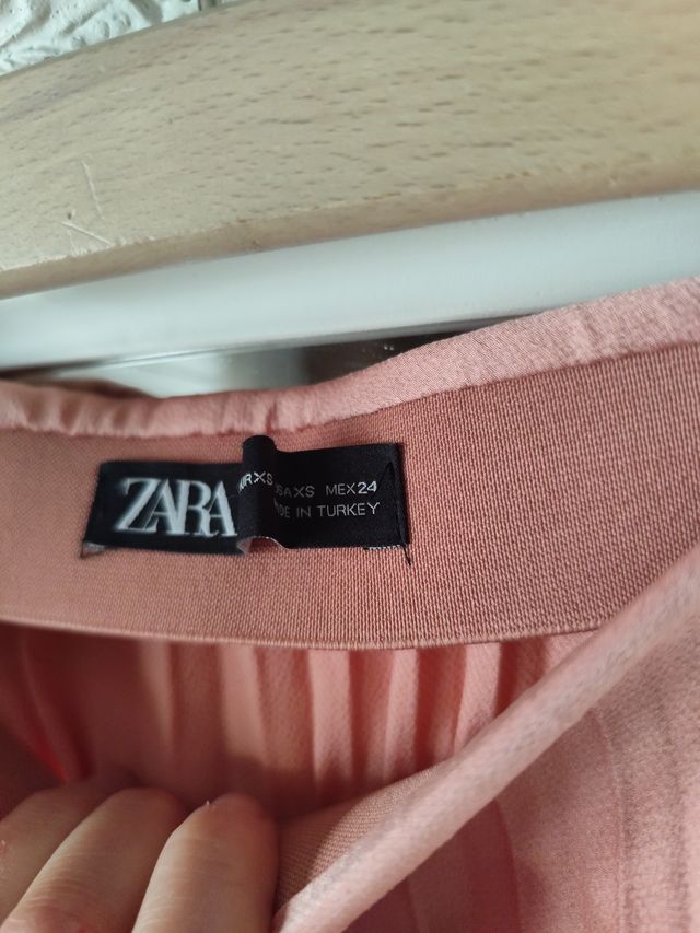 Falda plisada salmón