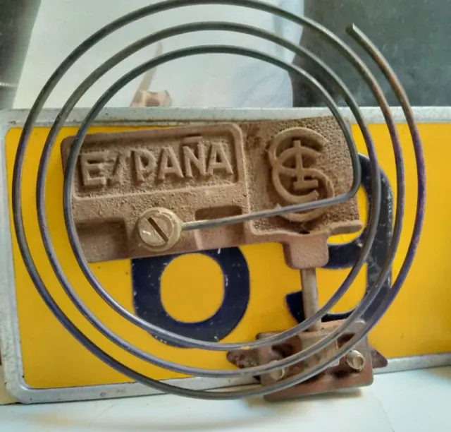 Gong de Hierro Forjado con Soporte