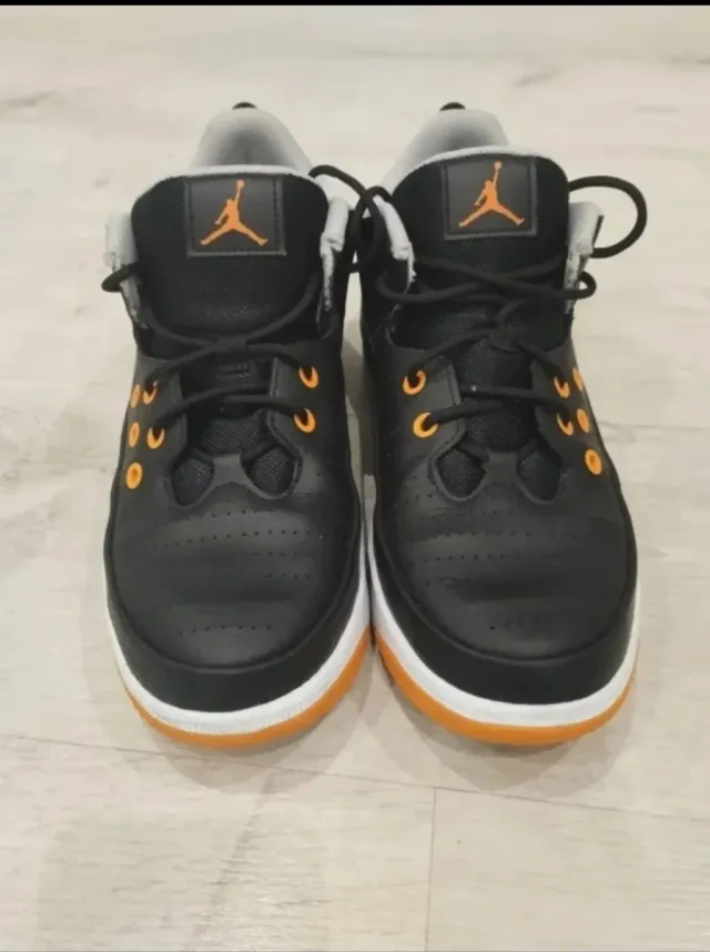 Jordan Air Max Aura 5 Zapatillas Negras Naranja