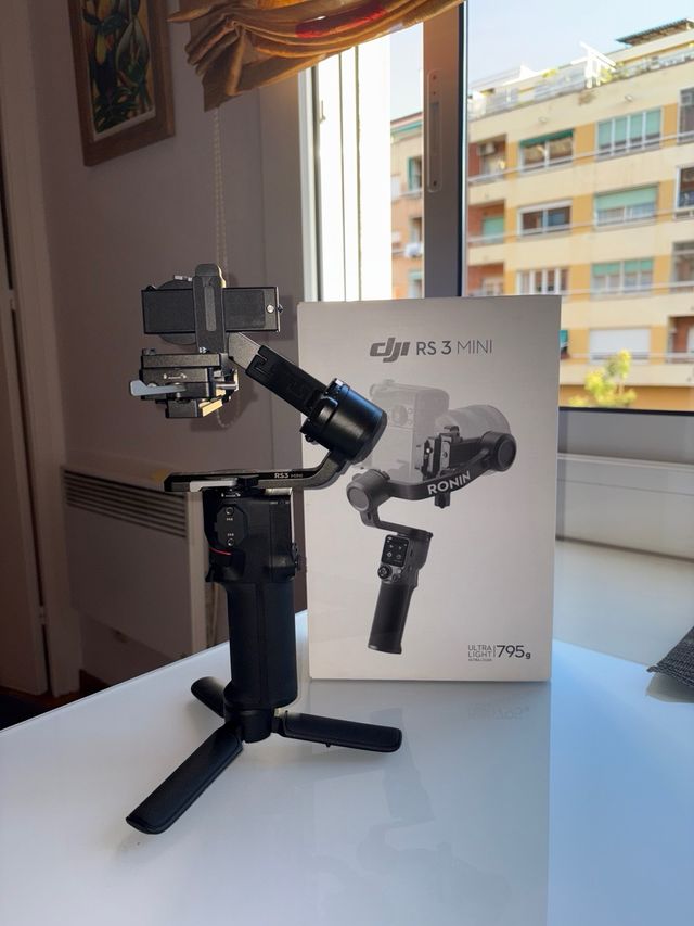Estabilizador Gimbal DJI RS3 Mini