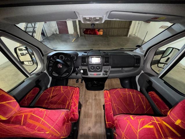 Autocaravana Challenger Genesis 46 3.0d 160 autom.