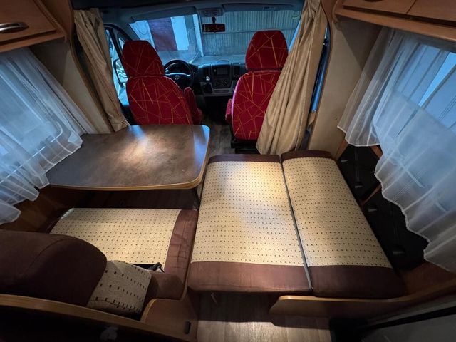 Autocaravana Challenger Genesis 46 3.0d 160 autom.