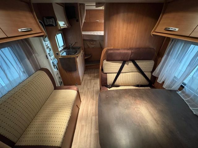 Autocaravana Challenger Genesis 46 3.0d 160 autom.