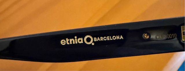 Gafas de Sol Etnia Barcelona  El cristal es marron