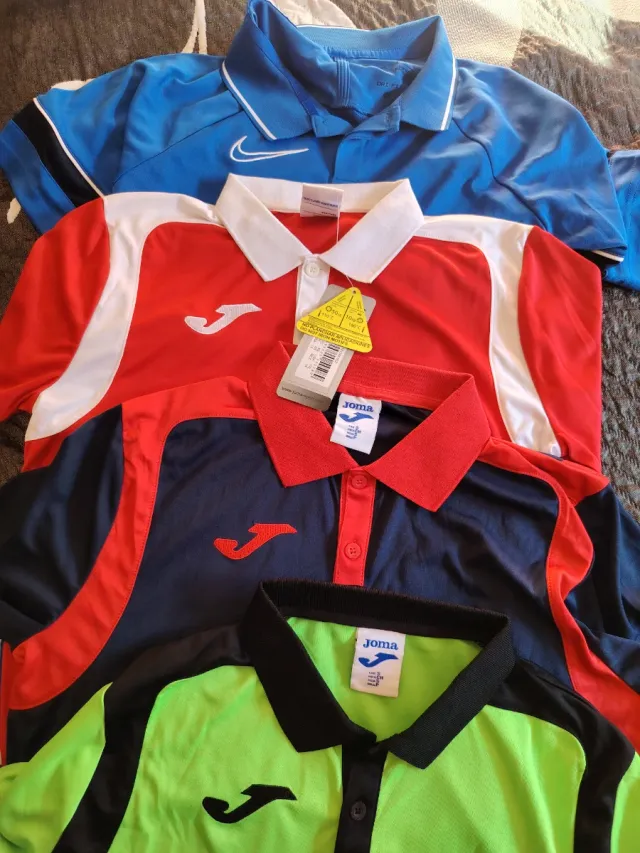 Polo Joma Verde y Negro y marca nike nuevo