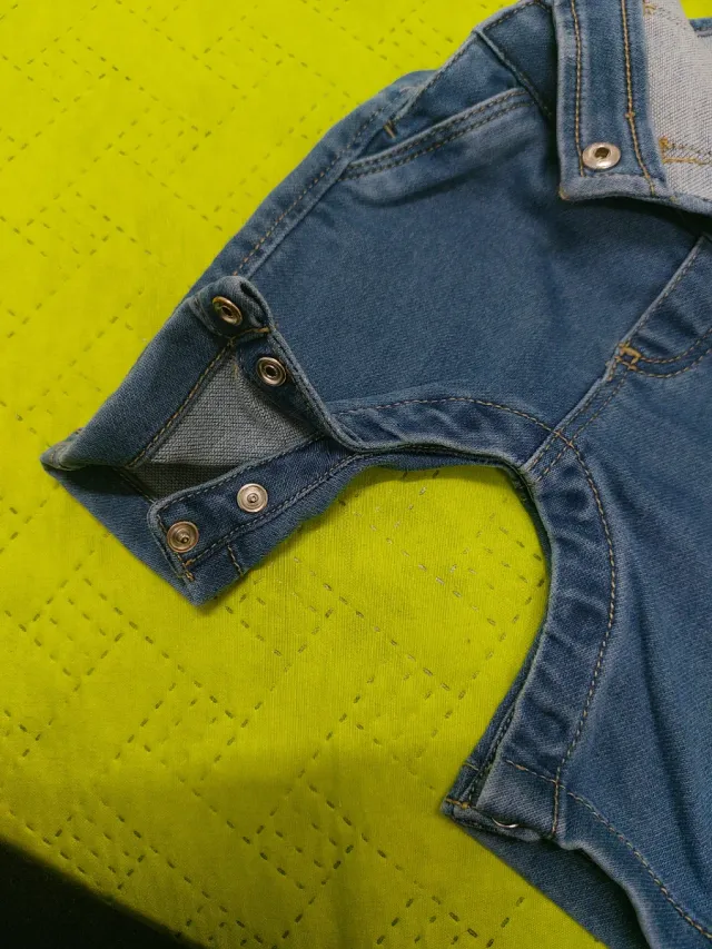 Salopette jeans neonato 1-3 mesi usata