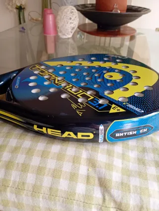 Pala de pádel head tornado 3.1 E+