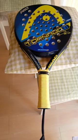 Pala de pádel head tornado 3.1 E+