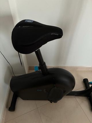 Bicicleta Estática B'Twin Negra